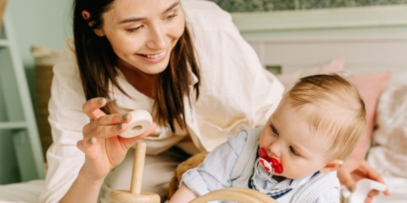 0-12 Ay Bebek Gelişimi