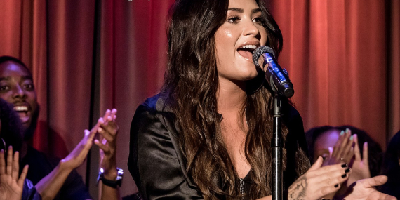 Demi Lovato Boyu, Kilosu, Göz Rengi ve Vücut Ölçüleri