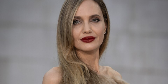 Angelina Jolie Boyu, Kilosu, Göz Rengi ve Vücut Ölçüleri