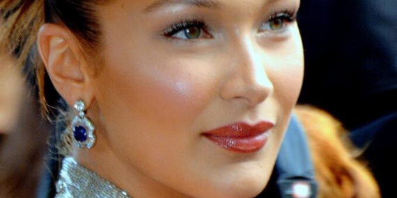 Bella Hadid Boyu, Kilosu, Göz Rengi ve Vücut Ölçüleri