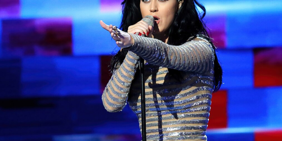 Katy Perry Boyu, Kilosu, Göz Rengi ve Vücut Ölçüleri