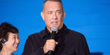 Sully_Japan_Premiere_Red_Carpet-_Tom_Hanks_(29830106995)